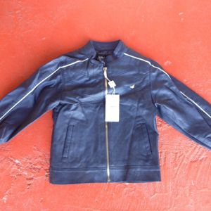 Куртка Armani Цена:80$ размер:4-8,9-14 лет.. 