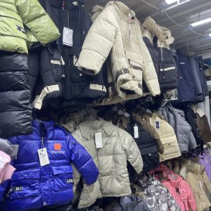Куртки зимние садик и подростковые