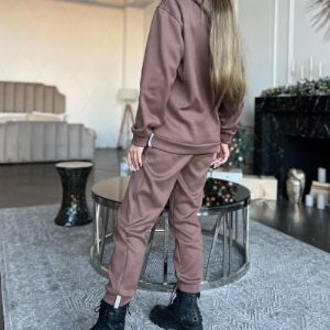 Брюки джоггеры шоколад утеплённые OVVIO