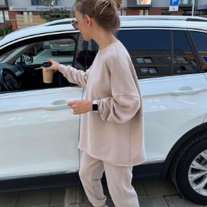 ♣️Новинка🔥
♣️Крутые спорт костюмы🤩
   Осень-зима🚀
♣️Ткань: Трёхнитка на флисе Турция🇹🇷качество пенье 
♣️Размер: S M (4)
♣️Цена: 1480 сом