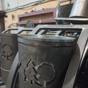 мусорное ведро уличное