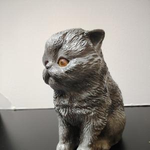 Статуэтка Котик