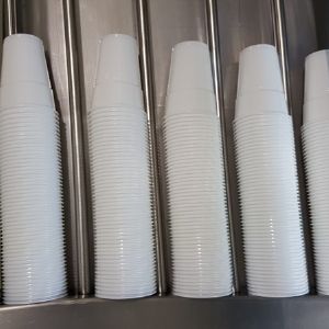 белые одноразовые пластиковые стаканы 200 мл для горячих и холодных напитков Напра.рф