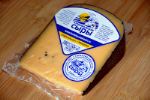 Сыр КУРШАВАЛЬСКИЕ СЫРЫ «КуршавАль» с трюфелем, цилиндр до 1 кг