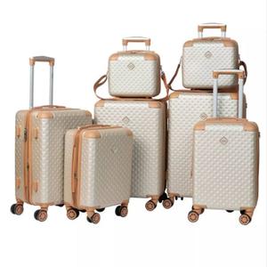 Артикул: 827-шампань 
материал: АВС Пластик
мини-чемоданы (дорожные кейсы) 12 и 14" дюймов
Чемоданы- 16", 18".20",22."24" дюйма