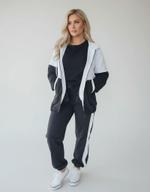 Спортивный костюм для мужчин и женщин