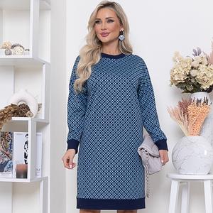 Платье трикотажное с принтом от бренда Avili. Модель свободного силуэта, горловина, манжеты и низ изделия из вискозного трикотажа лапша. Идеальный вариант на каждый день. Ремень в комплект не входит.