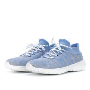 Кроссовки из конопляной пряжи