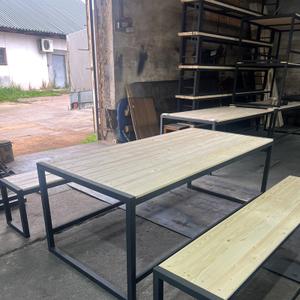 стол 2 скамейки