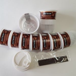 Упаковка «Hot Chocolate» – Горячий шоколад. Комплектация 1 упаковки: стаканчики, крышечки, палочки для размешивания.