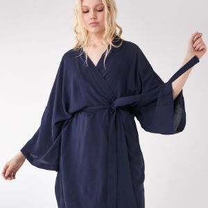 Халат кимоно для дома, пляжа и отдыха. Состав: 98% вискоза, 2% эластан.