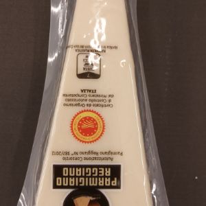 Parmigiano Reggiano 24 mesi 300 gr  6,20 euro pezzo