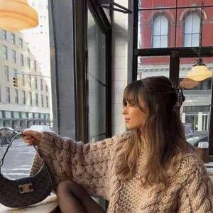 Шикарные свитера Оверсайз! 
Толстая вязка! 
Состав - 100% пряжа макарон.