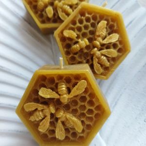 Свечи из пчелиного воска с лёгким ароматом мёда