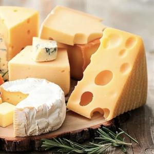 Для вас доступен ассортимент качественных сыров от проверенных производителей, отличающихся свежестью, насыщенным вкусом и стабильным качеством каждой партии.