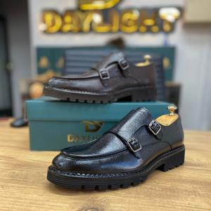 Classic_shoes_f