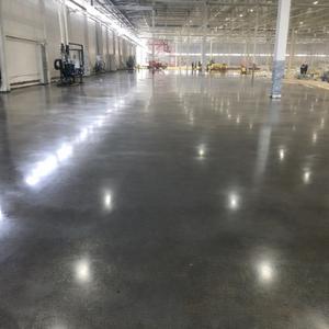 Промышленный пол на основе топпинговых материалов линейки Bau Schild