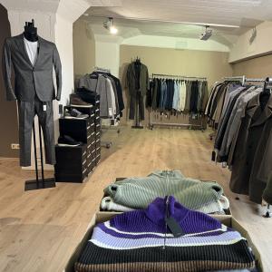 DRYKORN Germany - мужcкие костюмы- в наличии
DRYKORN Germany -мужская одежда полный ассортимент- в наличии