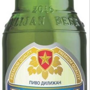 Пиво фильтрованное пастеризованное «Дилижан -2  Оригинальное» светлое. 
Содержание алкоголя составляет 4,9%.