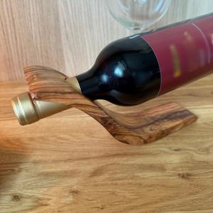 Подставка под бутылку из оливкового дерева (змейка)