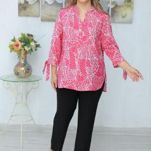 Легкая женская блузка с растительным узором
