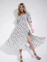 Платье крестьянка белое в цветок