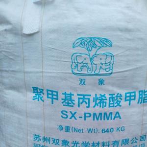 Предлагаем первичное сырьё, ПММА – высококачественный аморфный термопластик (оргстекло).
 PMMA (полиметилметакрилат)- имеет высокую прозрачность, жесткость, электроизоляционные свойства,  стоек к слабым кислотам, растворам щелочей и солей, спиртам, воде, маслам, жирам, автомобильному топливу.

Применение полиметилметакрилата (ПММА)
Автомобильная промышленность
•	Производство фар и сигнальных ламп
•	Изготовление оконных элементов транспортных средств
•	Защитные экраны в полицейских автомобилях
•	Линзы для наружных фонарей
Строительство и архитектура
•	Остекление проемов и светопрозрачные конструкции
•	Элементы фасадов зданий
•	Купола и перегородки
•	Танцполы
•	Кровельные конструкции
Медицинская отрасль
•	Стоматологические протезы и искусственные зубы
•	Ортопедические имплантаты
Оптика и приборостроение
•	Оптические линзы различного назначения
•	Защитные очки
•	Компоненты оптических приборов
•	Циферблаты и смотровые окна
•	Диэлектрические детали
Бытовое применение
•	Аквариумы различных размеров
•	Элементы мебели
•	Декоративные изделия
•	Упаковочные материалы
•	Посуда специального назначения
Защитные конструкции
•	Защитные экраны на хоккейных площадках
•	Шумоизоляционные барьеры
•	Защитные экраны от бета-излучения
Музыкальная индустрия
•	Корпуса барабанов
•	Элементы гитар
Рекламная продукция
•	Световая реклама
•	Формованные объемные изделия
•	Лицевые стекла световых коробов

Преимущества ПММА в применении
•	Высокая светопропускаемость (до 92%)
•	Устойчивость к УФ-излучению
•	Широкий температурный диапазон эксплуатации (-70°C до +80°C)
•	Ударопрочность (в 5 раз выше обычного стекла)
•	Легкость обработки и формования

Светопропускание — 92% (намного выше, чем у других пластиков)
Температура эксплуатации ПММА: рабочий диапазон температур изделий, полученных из ПММА -от 40°C до +90°С.
ПММА – высококачественный аморфный термопластик. (плотность = 1,13 – 1,19 г/см3). Исключительные оптические свойства (в видимой, УФ и ИК-областях спектра)
_______________________________________
Также в наличии:
- ПП I013 (8300G) - 90руб.
- Бален 02015 - 90руб.
- LLDPE 092200 - 80руб.
- Красители для полимеров - 180р/кг.