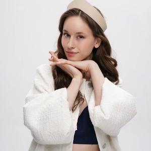 Кокошник бежевый экокожа