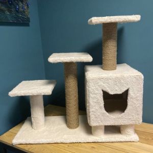 Домик для кошек арт. Котейка, (материал дерево, ДСП, Мех игрушка)