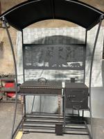 Мангал с печкой под крышей 0000014