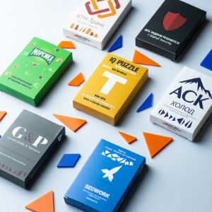 Компания Wood Tak Brand предоставляет широкий ассортимент сувениров с логотипом.
