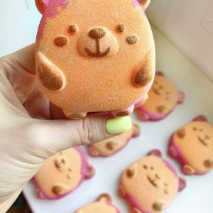 Формовая бомбочка «Мишка» 
Расцветка может быть разная( варианты фото есть)