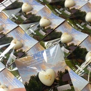 Подарки для местного бренда одежды