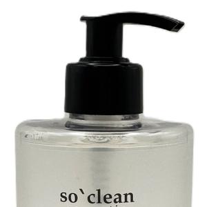 Вдохновлённый восточными ароматами, парфюмированный гель для душа so`clean “Специи и сандал” погружает в атмосферу баланса и глубины. Пряные ноты раскрываются сразу — тёплый кардамон, щепотка корицы, намёк на шафран. За ними приходит сандал — густой, молочный, благородный. Этот аромат словно дышит медленно, глубоко. Он про спокойствие и силу.