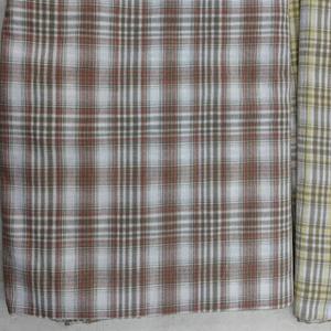 Стиранный хлопок — натуральная ткань для постельного белья из 100% хлопкового волокна. Проходит предварительную стирку на производстве, благодаря чему становится мягкой, матовой и приятной к телу уже с первого использования. Хорошо пропускает воздух, впитывает влагу, не электризуется и подходит для ежедневного сна в любое время года. Ткань устойчива к многократным стиркам, не дает сильной усадки и сохраняет форму и цвет. Оптимальный выбор для комфортного и долговечного постельного белья.