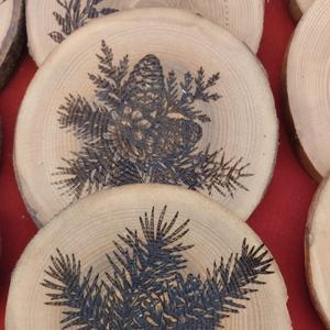 Подставка для горячего из спила ясеня с гравировкой