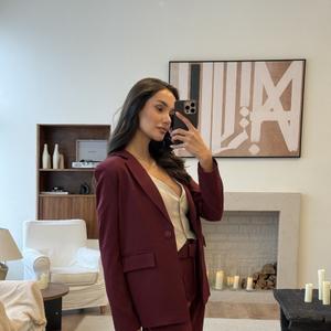 Партнер MBIA — швейный цех в Бишкеке для брендов женской одежды: юбки, брюки, жилеты, жакеты.