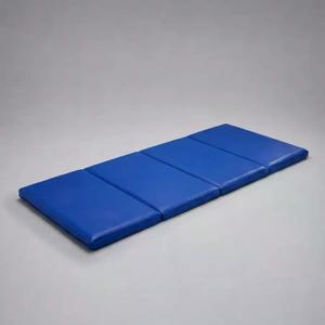 Шьем из кожи, работаем с поролоном