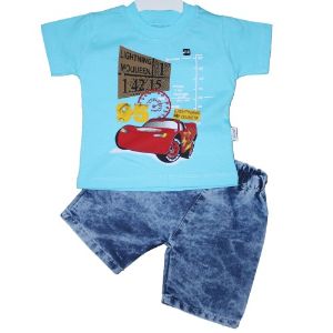 Комплект одежды (футболка с джинсовыми шортами) Akira, рост: 86, 92, 104, цвет: бирюзовый/джинс. Костюм для мальчика: футболка с принтом и джинсовые шорты на резинке.
