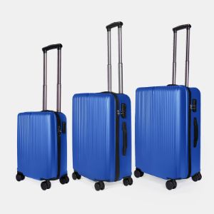 Комплект чемоданов из полипропилена. Цвет: Синий