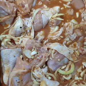 Шашлык куриные ( бедро+голень), крылышки пикантные, золотистые ( крыло 2/3)