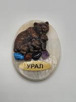 Магнит сувенирный медведь и медвежата из натуральных камней ma03