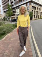 Брюки женские укороченные зауженные шаровары, модные брюки, бананы БРСС001П