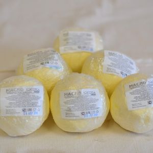 Масло сливочное ЮРТА. Шар 0,3кг. 
Производство Башкирия.