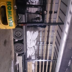 погрузка и отправка нашего товара клиентам с нашего склада
