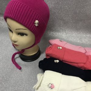 Шапка для девочек, 2-5 лет. Есть внутри с хлопковой подкладкой и с утеплителем