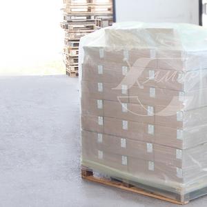 Чехлы или колпаки на европоддоны — это прочная полиэтиленовая упаковка, которая надевается сверху на поддон с грузом и обеспечивает надёжную защиту товаров при хранении и транспортировке. Компания ООО «Хамир» производит полиэтиленовые чехлы по ГОСТ  из первичного и вторичного сырья. Наши изделия применяются в промышленности, логистике, складском хозяйстве и торговле, помогая сохранить продукцию от осадков, пыли и механических повреждений.