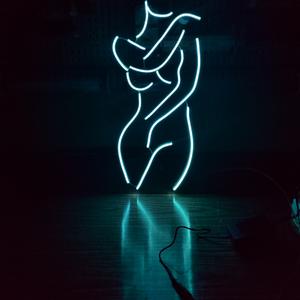 Неоновое панно силуэт