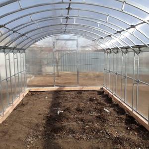 Теплица внутри