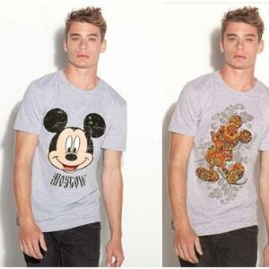 Мужские футболки с рисунком, принтом Disney произв. Прайс высылаем по запросу.
Мужские футболки с рисунком, принтами  Disney производитель. 
